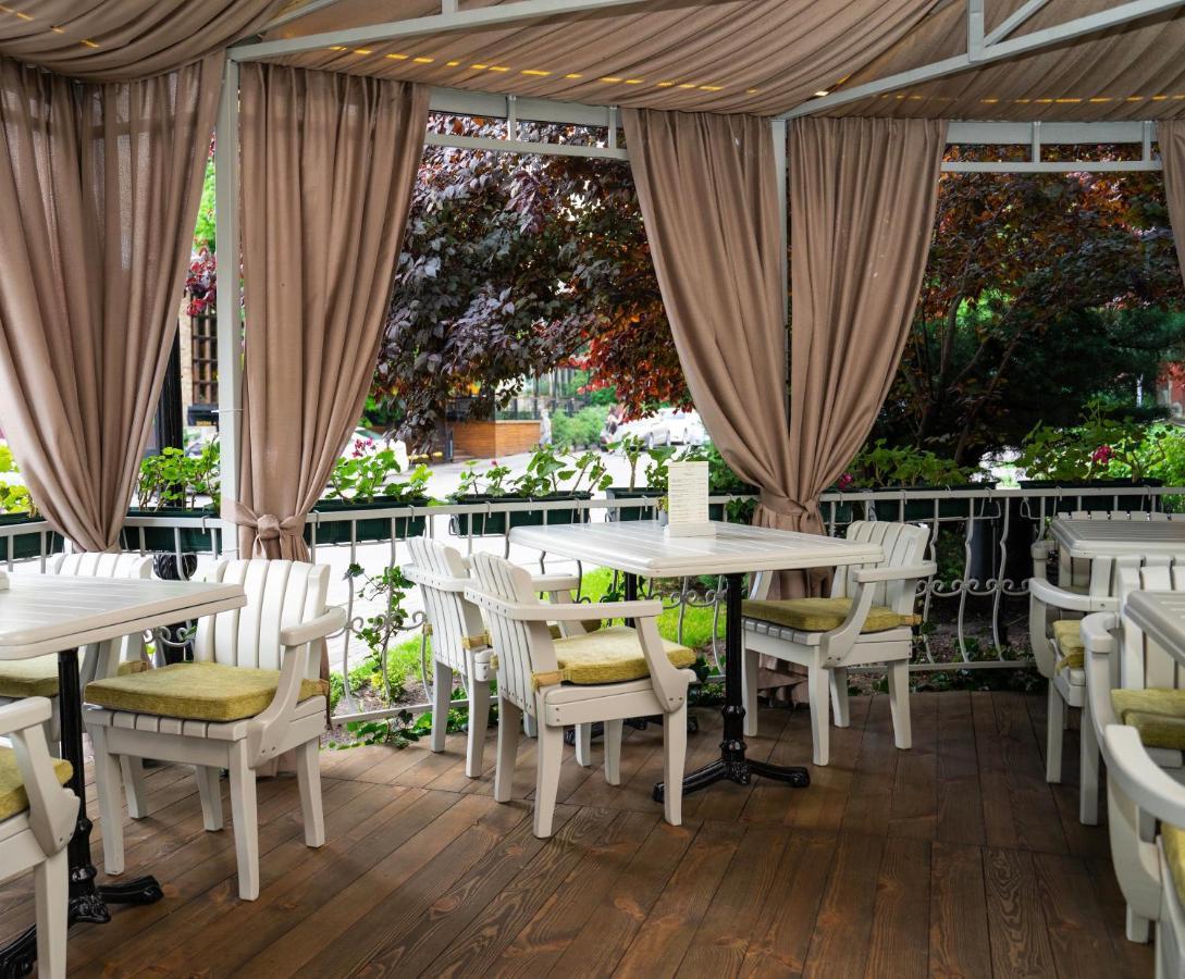 Diligence Hotel Kherson Eksteriør bilde