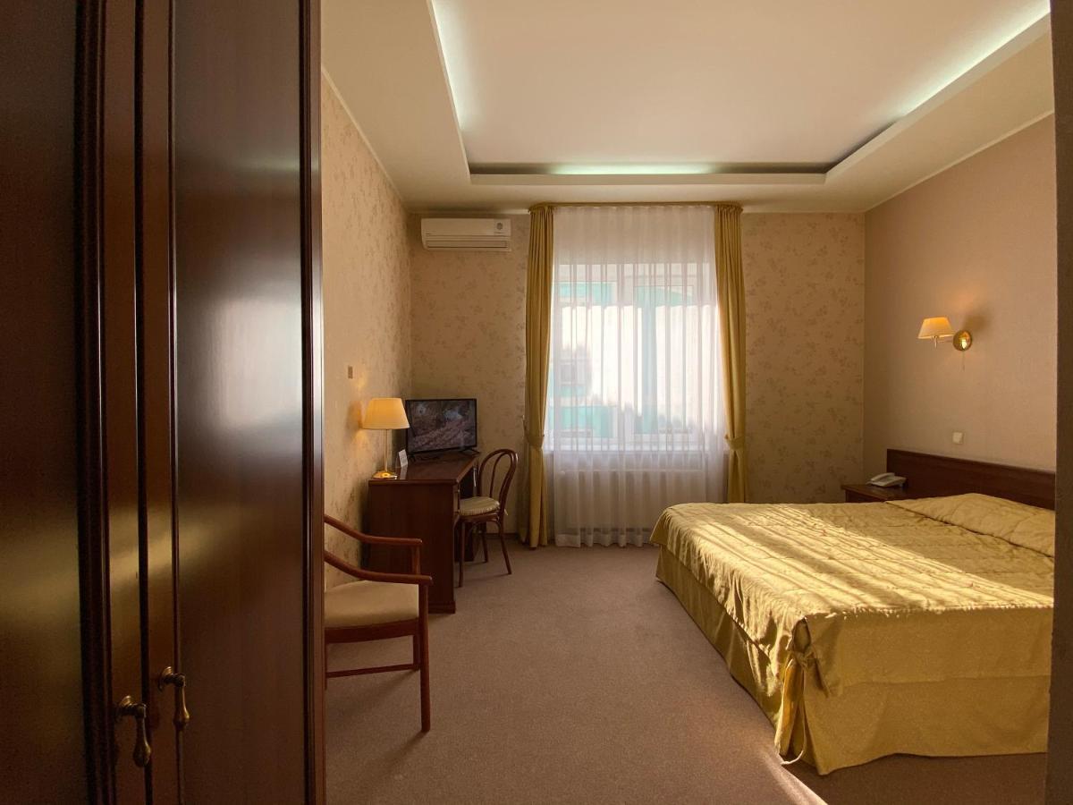 Diligence Hotel Kherson Eksteriør bilde
