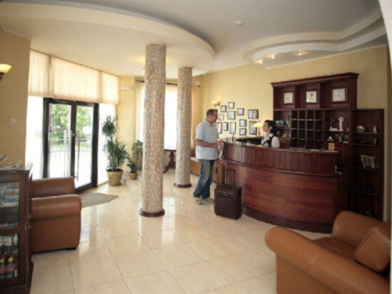 Diligence Hotel Kherson Eksteriør bilde